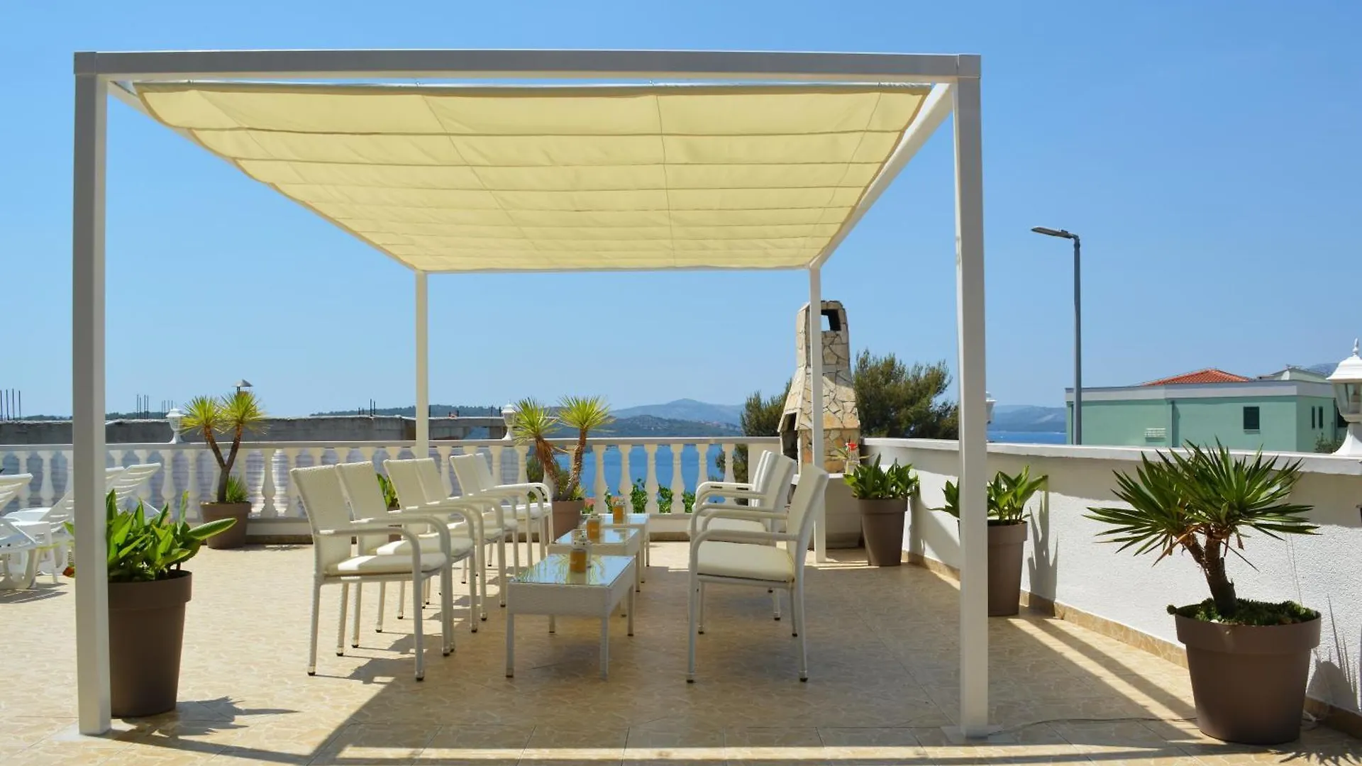 Apartments Curic Trogir 0*,