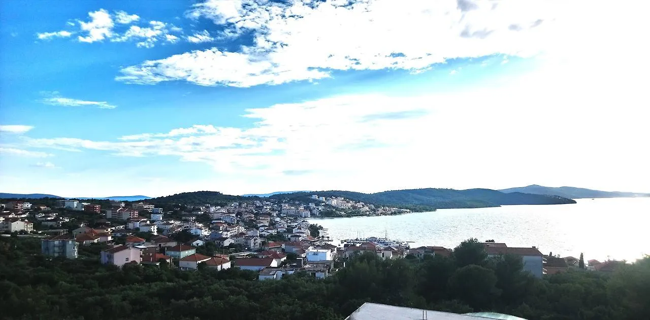 Apartments Curic Trogir