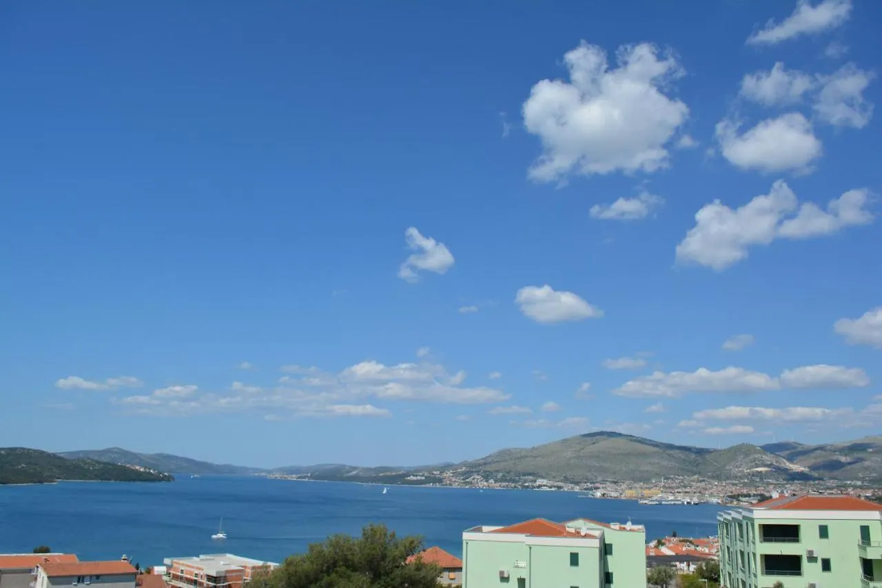 Apartments Curic Trogir 0*,  Croatia