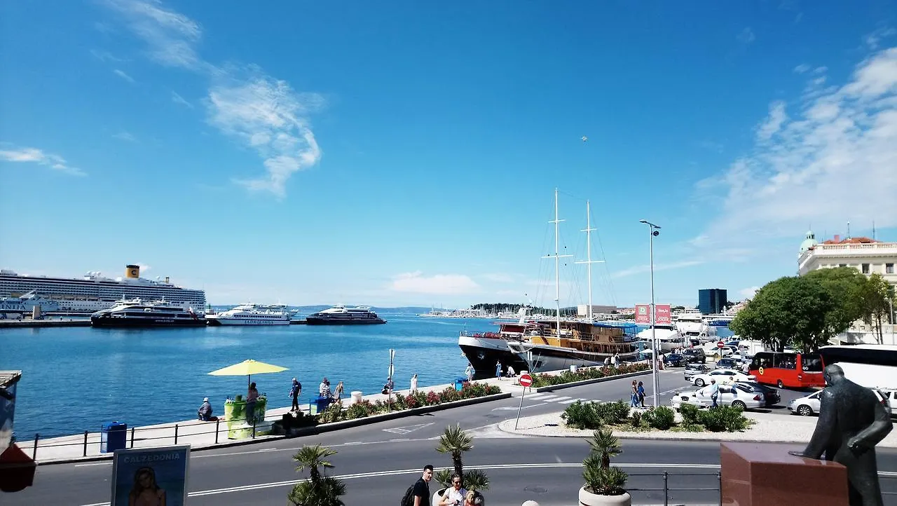Apartments Curic Trogir